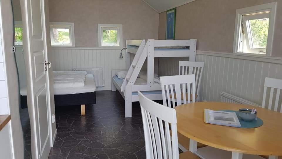 Askeviks Camping & Stugor Sjötorp Extérieur photo